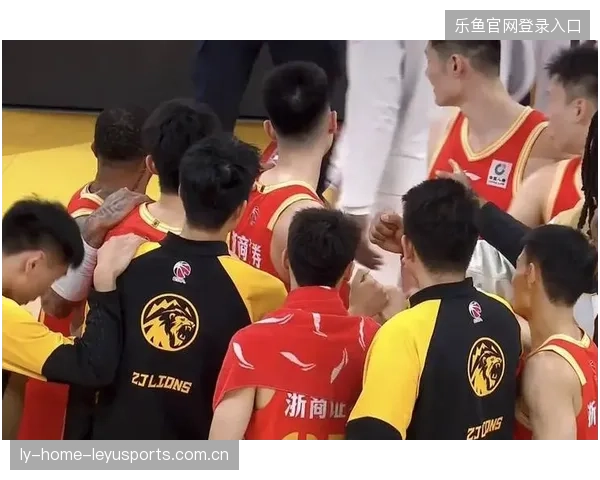 CBA辽宁全队移动到位,形成持续攻势